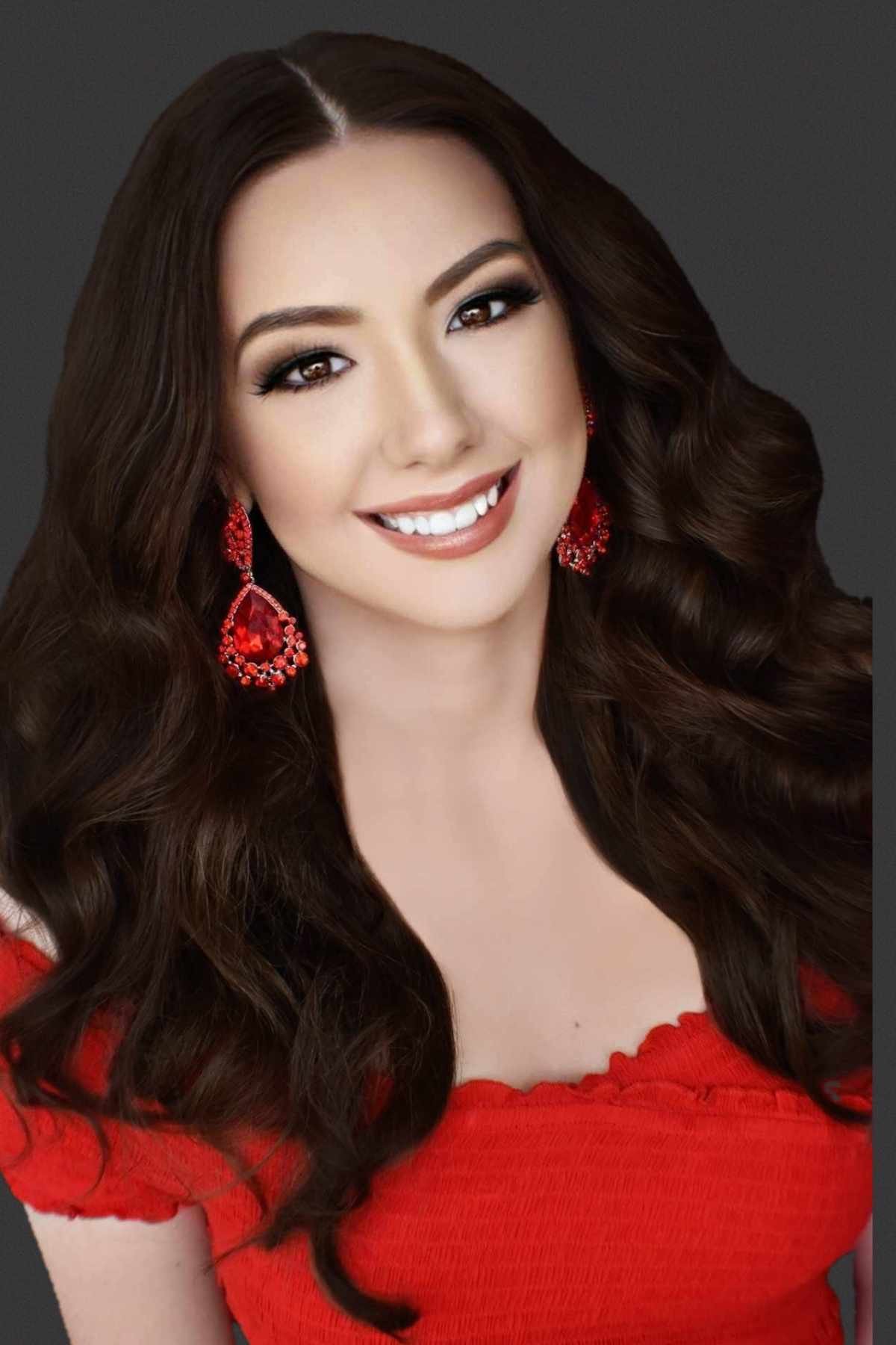 Gianna Stoots Miss — World Ambassador Competition