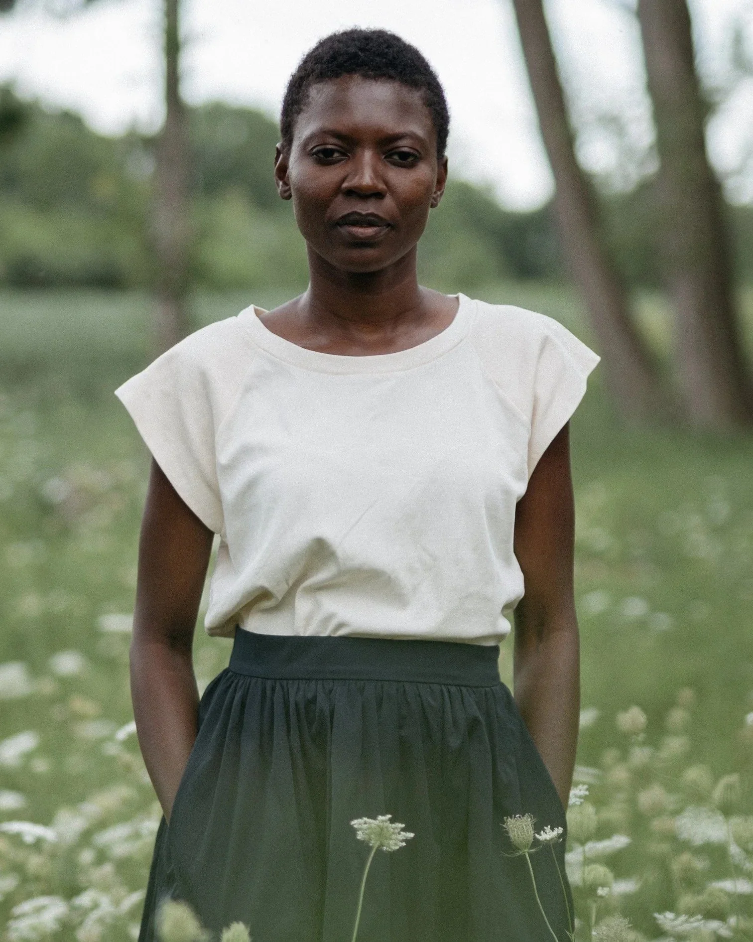 The 15+ Best Organic Cotton T-Shirt Brands You Need In Your Closet