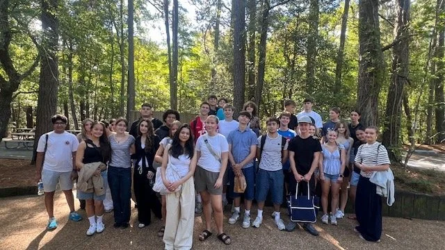 Tuesday, a great day for a hike! @firstlandingstatepark with our friends @ikastbrandegym #tritions💙🤍🔱 #harkness #ibdp