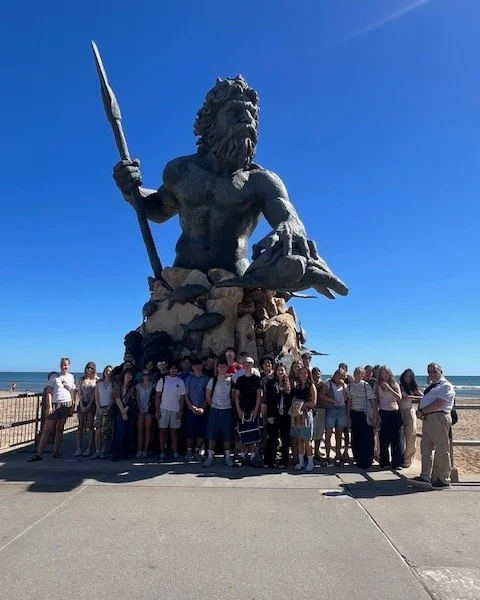 On Day 2, we visited the Virginia Beach oceanfront, First Landing State Park, and the Mall! Another fun day with our friends from @ikastbrandegym #tritons💙🤍🔱 #harkness #ibdp