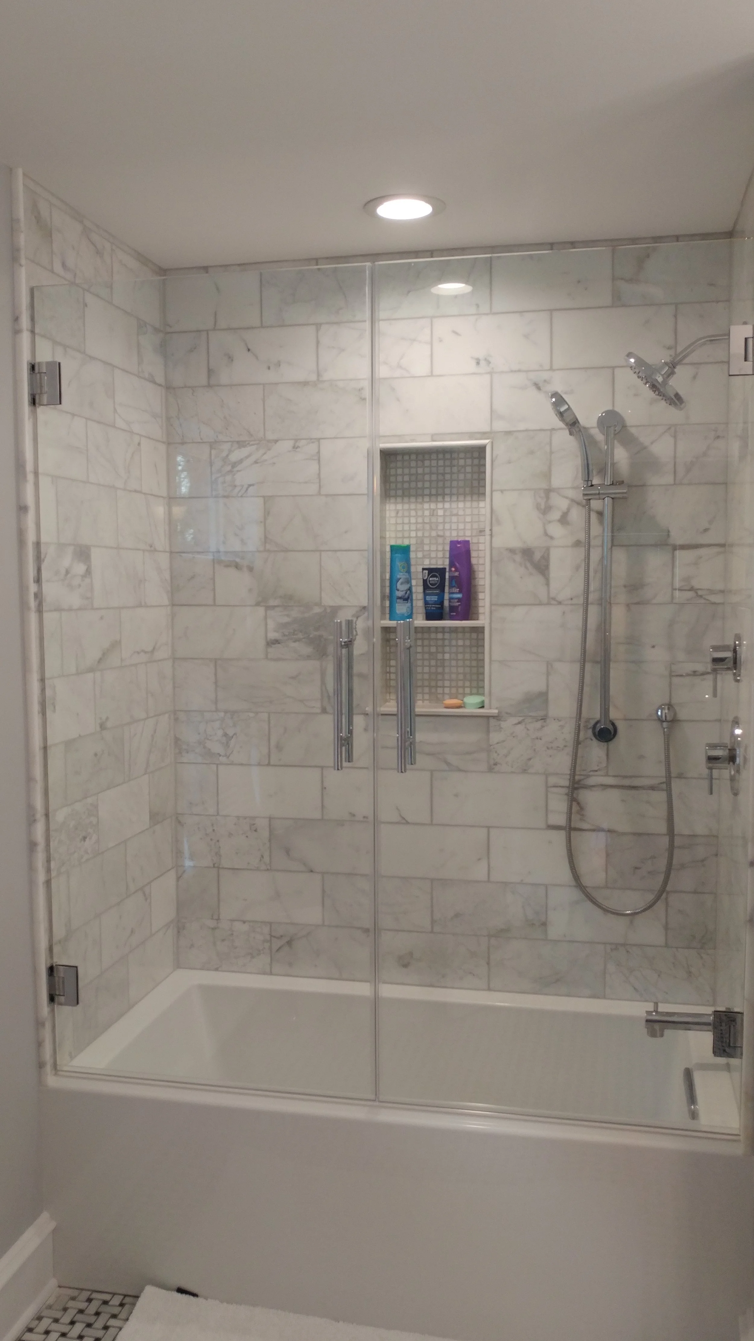 FRENCH DOORS TUB 1.jpg