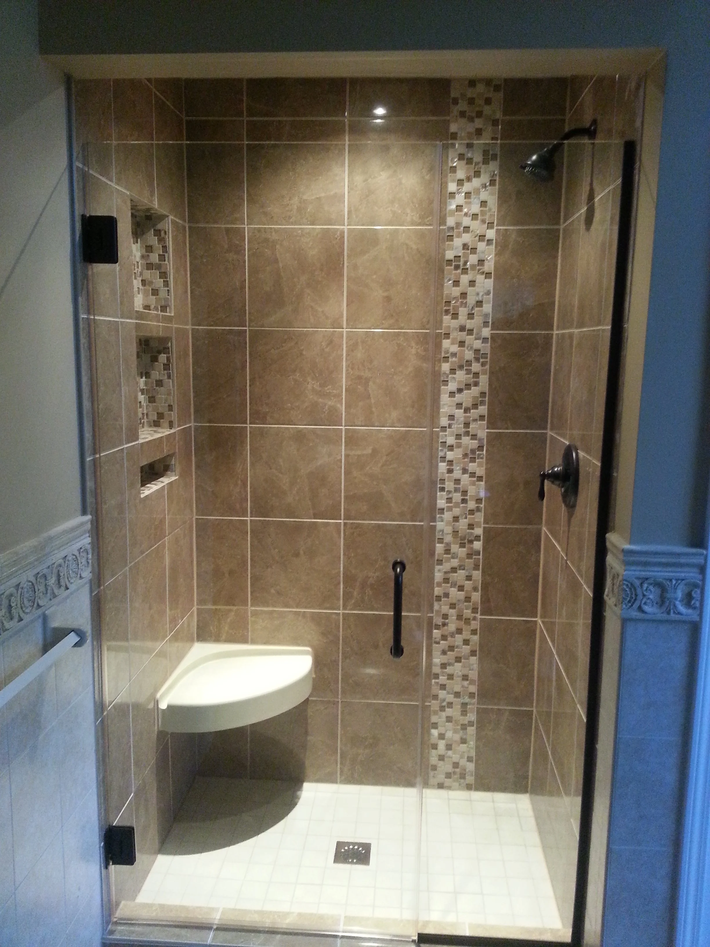 Door & vertical channel.jpg