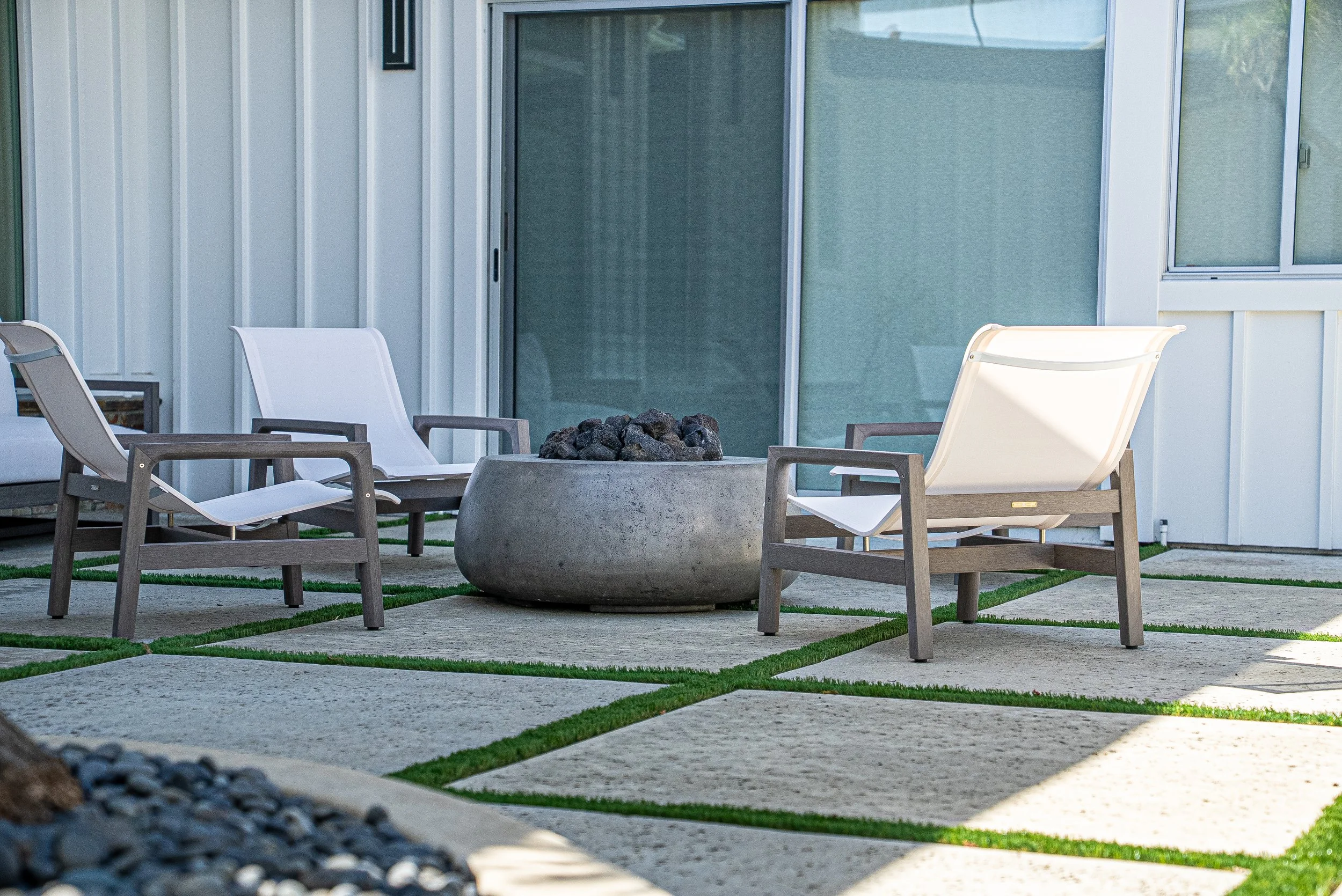 lounge-03.jpg