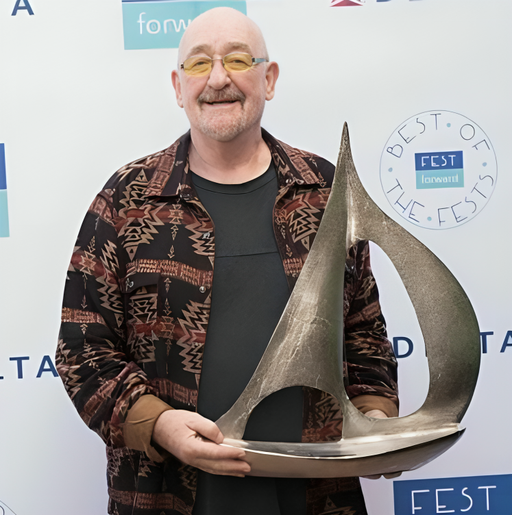 DAVE MASON  
English Singer-Songwriter, Guitarist