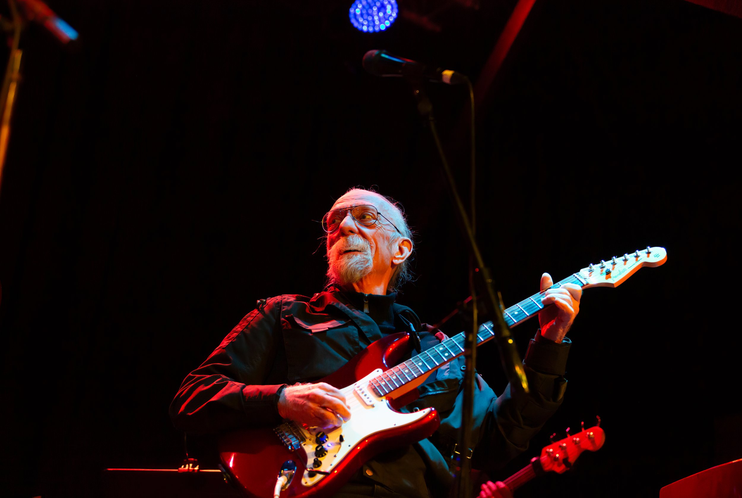 Skunk Baxter  photo by Veronica Slavin