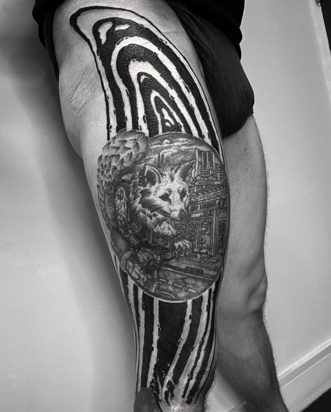 Blackwork neotribal suminagashi leg sleeve tattoo|| Blackwork artist London