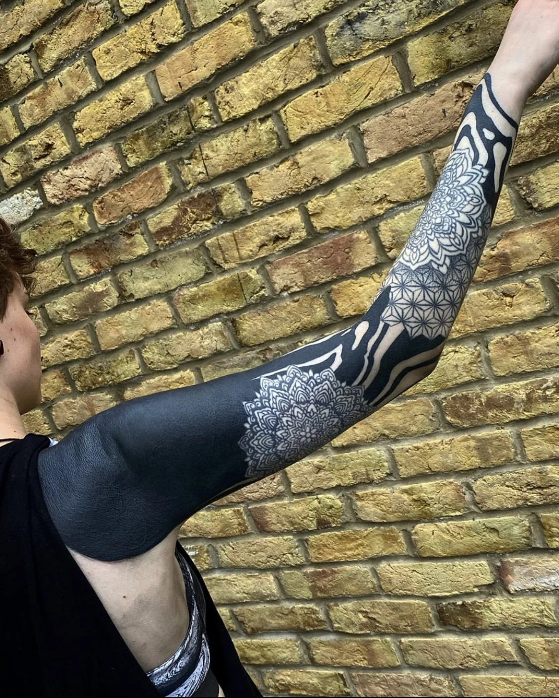 Blackwork neotribal suminagashi arm sleeve tattoo rework, cover up || Blackwork artist London