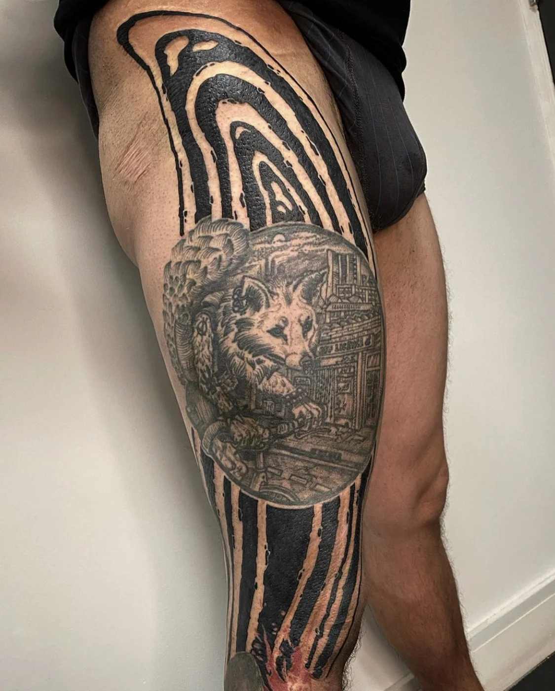 Blackwork neotribal suminagashi leg sleeve tattoo|| Blackwork artist London
