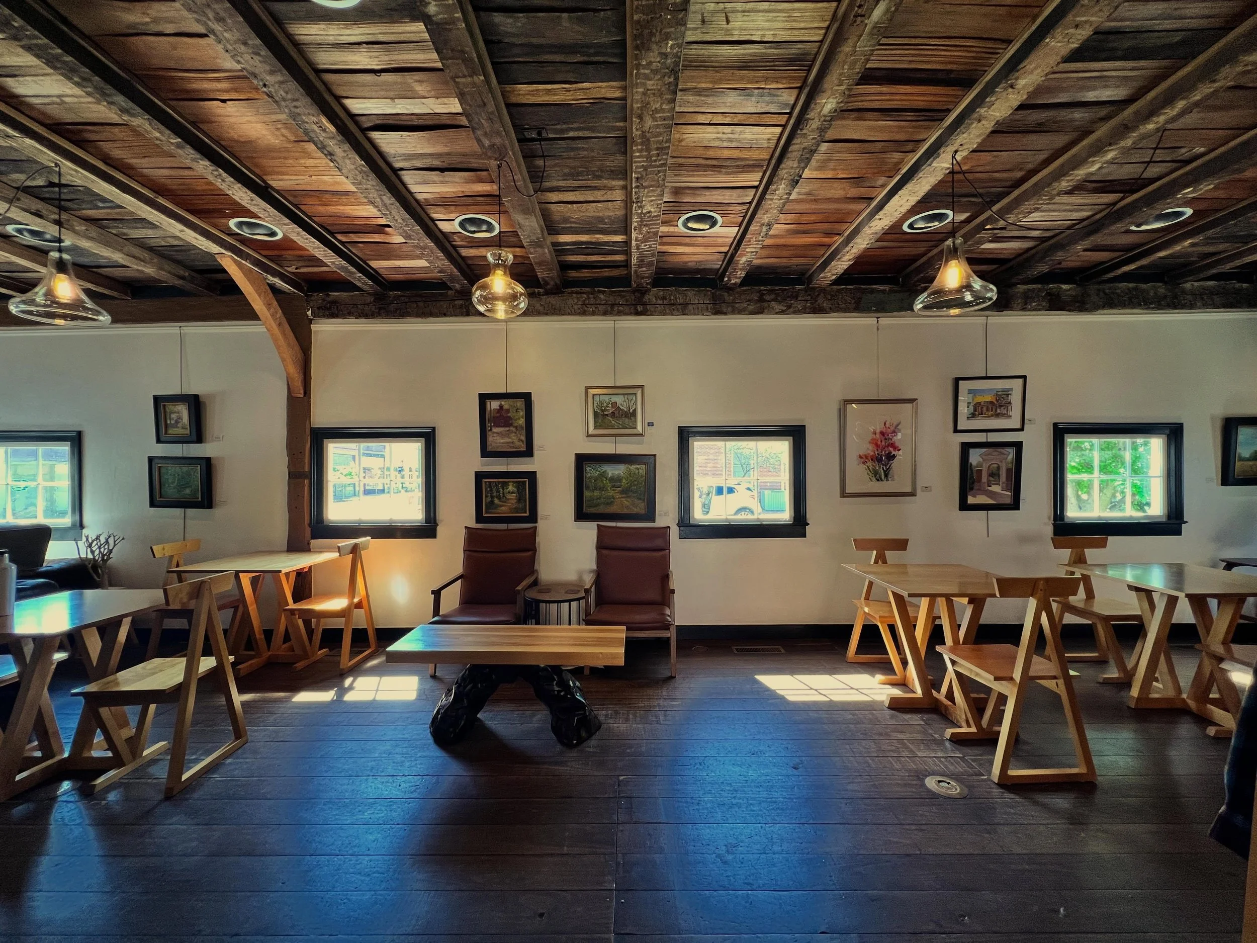 ✨🎨🖼️ New Artist of the Month ✨🖼️🎨

- Terry Rone
- David Hamilton
- Marks Kroeger 
- Iris Gentry

We&rsquo;re proud to feature an incredible lineup of plein air painters whose work captures the beauty, atmosphere, and character of New Harmony and 