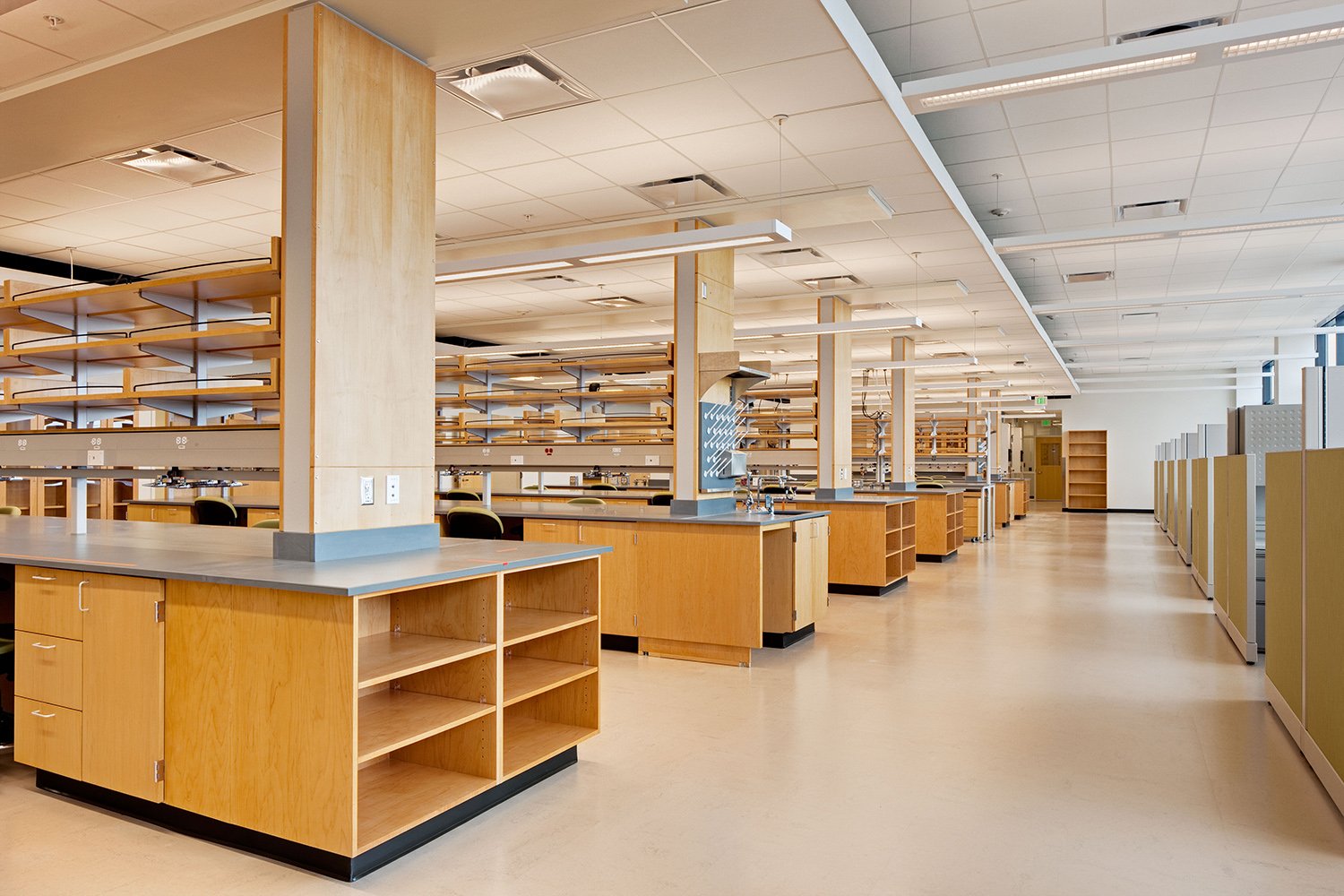 utah-state-university-bioinnovation-building-ustar-bioscience-laboratory.jpg