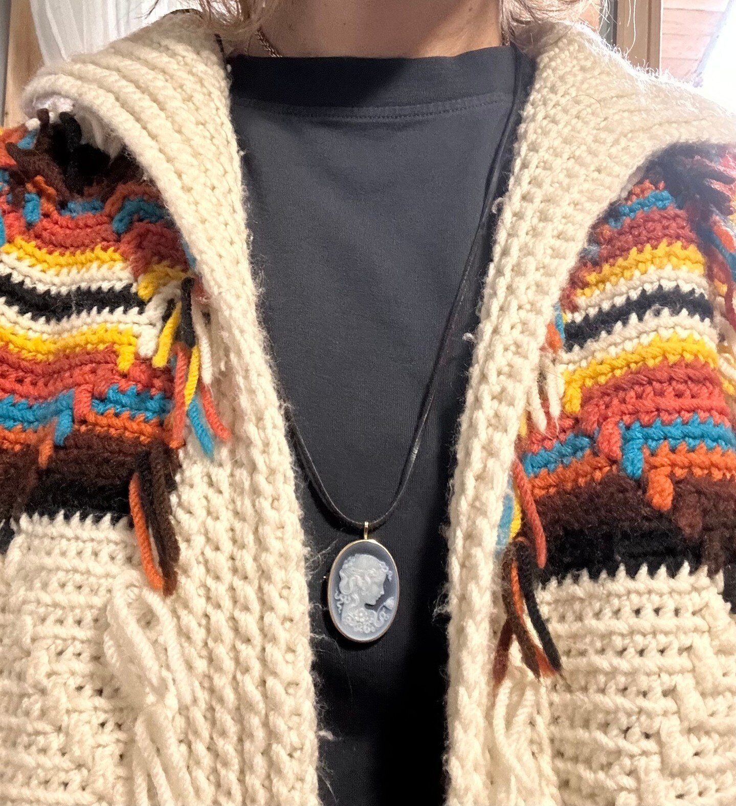 #TipTuesday #shoplocal⁠
....⁠
My friends give GOOD retail! Vintage sweater from @thevintageshow &amp; Italian Cameo necklace from @gioletti_bklyn (#comingsoon).⁠
....⁠
Love these ladies and am here for all their #RetailAdventures⁠
....⁠
#smallbusines