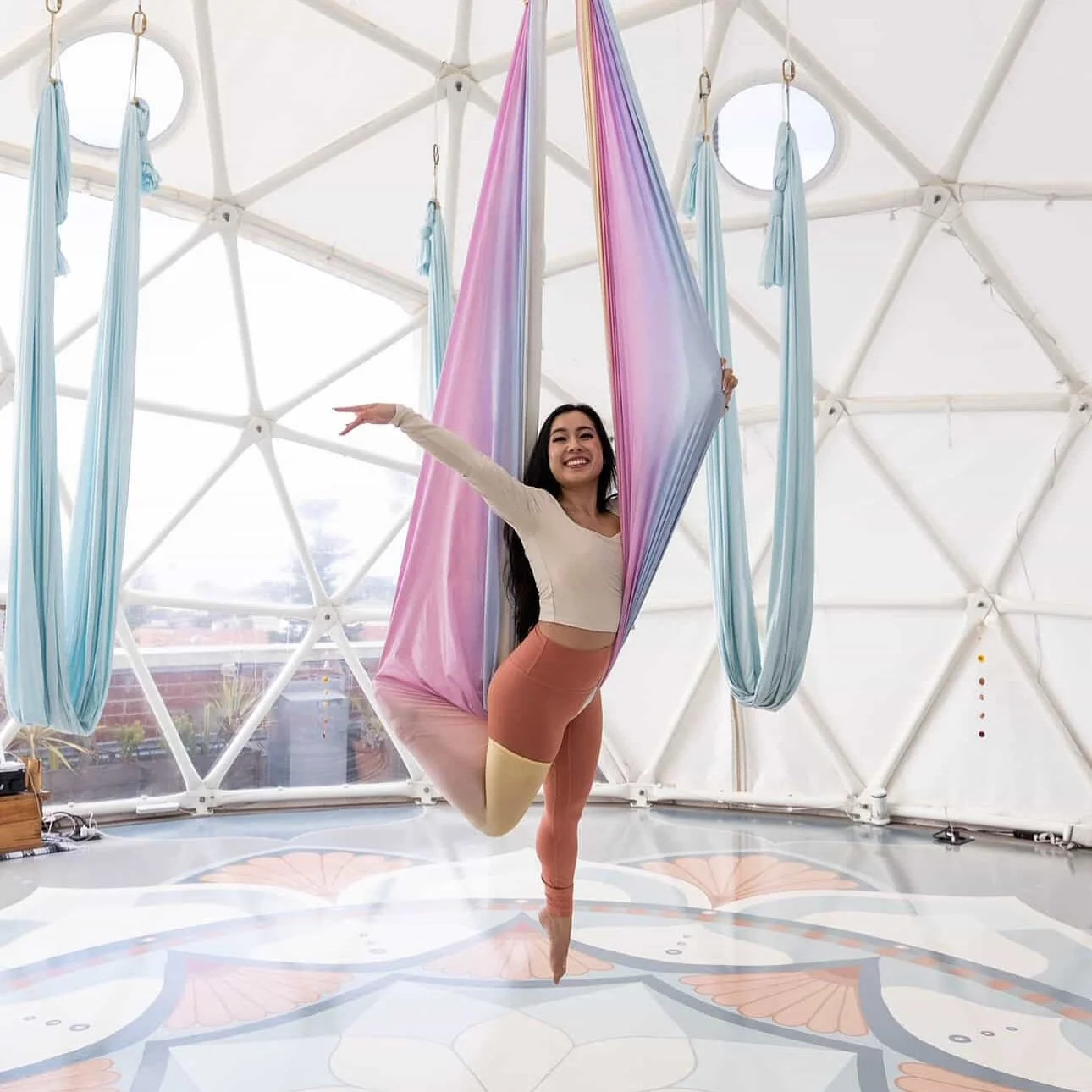Our beautiful friend @alchemizewithtiffanie is subbing for Level 2 tricks at our aerial yoga studio in Huntington Beach this Saturday! Tiffanie is an integral member of our San Diego aerial family down at @trilogysanctuary and @piertopointwellness :)