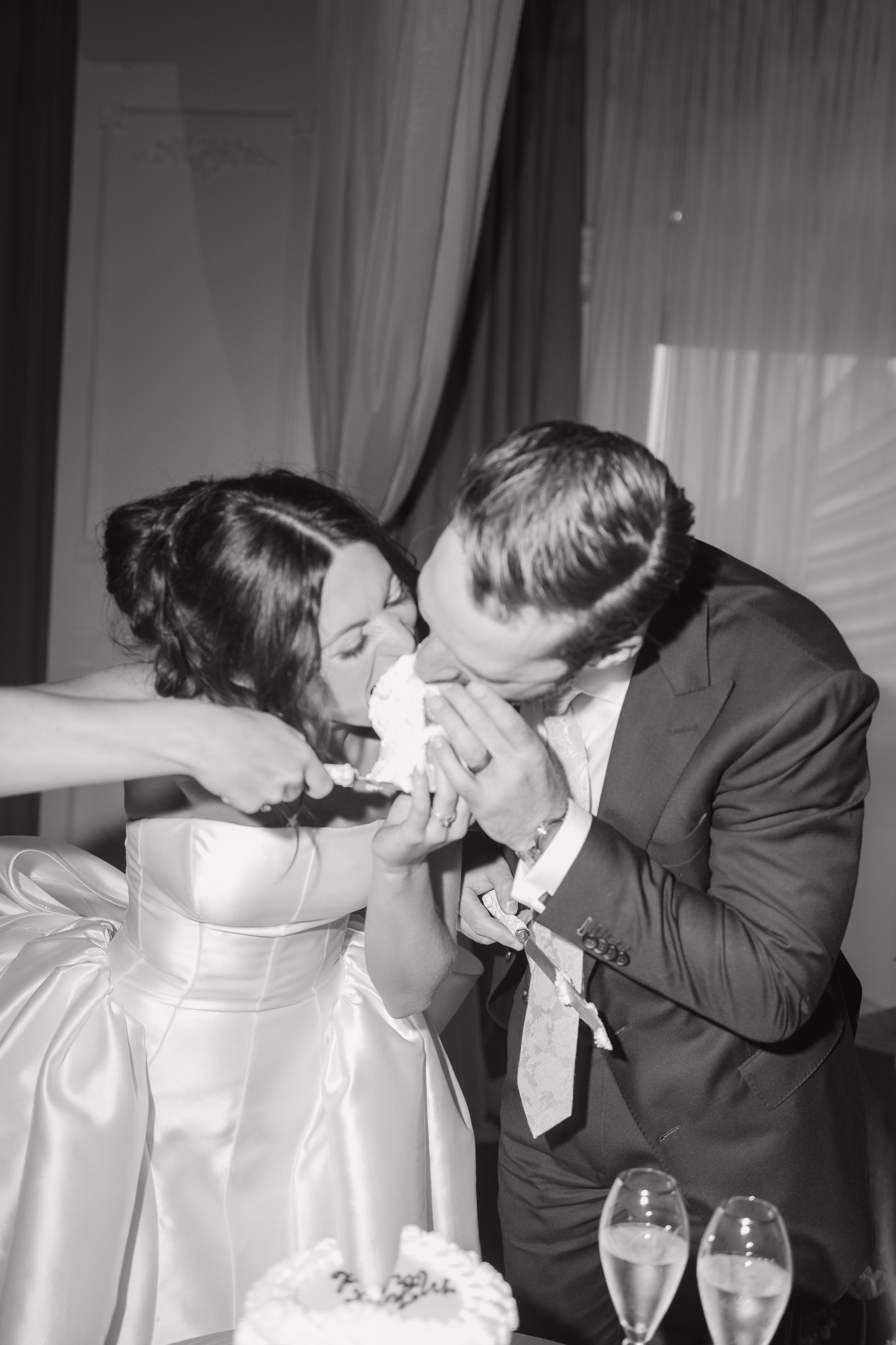 What’s The Best Wedding Venue in Omaha for Large Guest Counts?