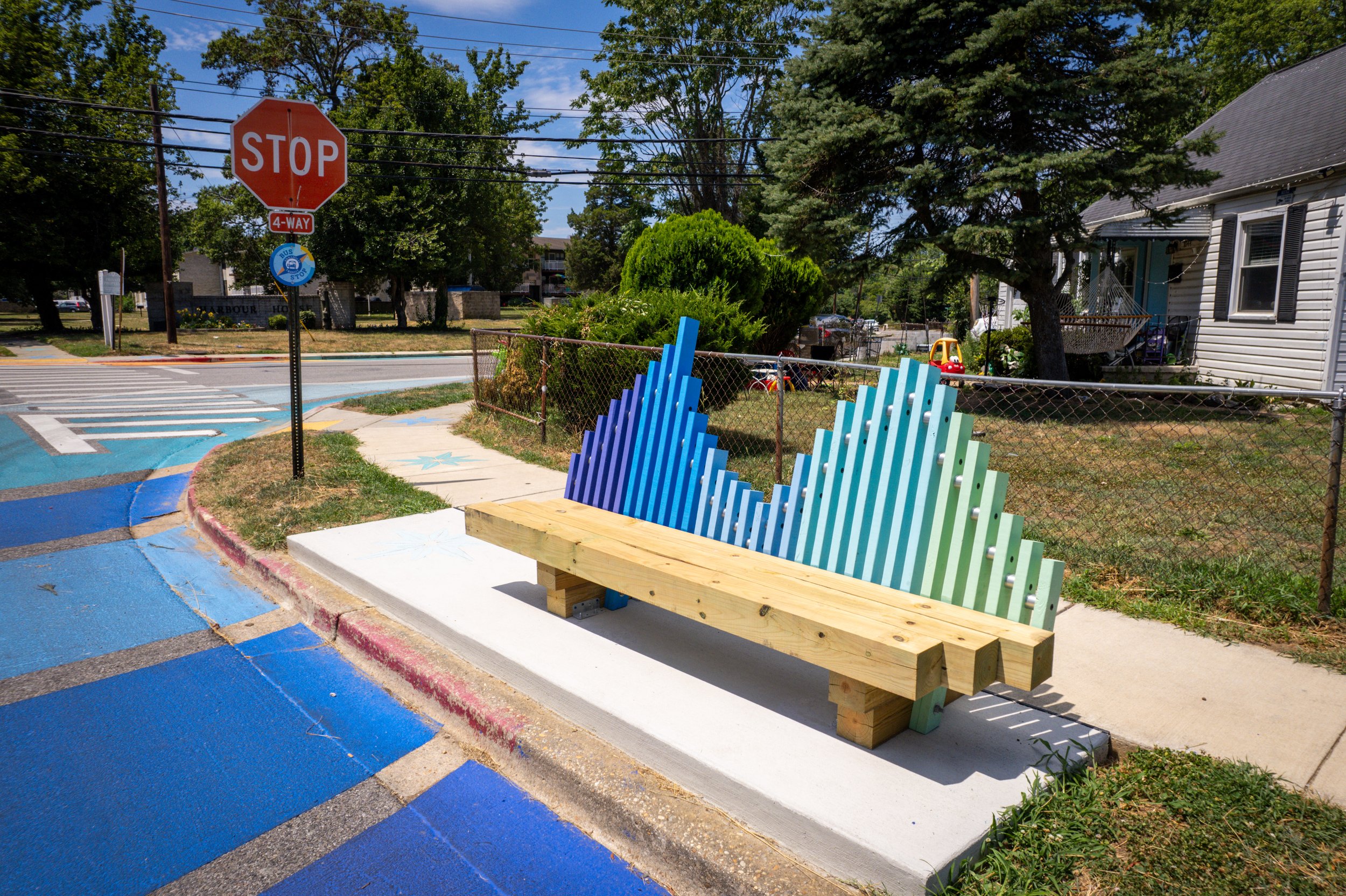 240707 Annapolis Eastport President & Madison bench scultpures 01.jpg