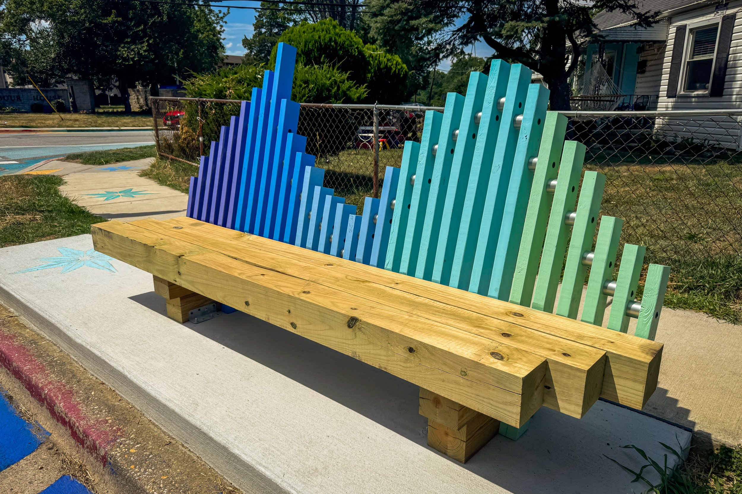 240707 Annapolis Eastport President & Madison bench scultpures 03.jpg