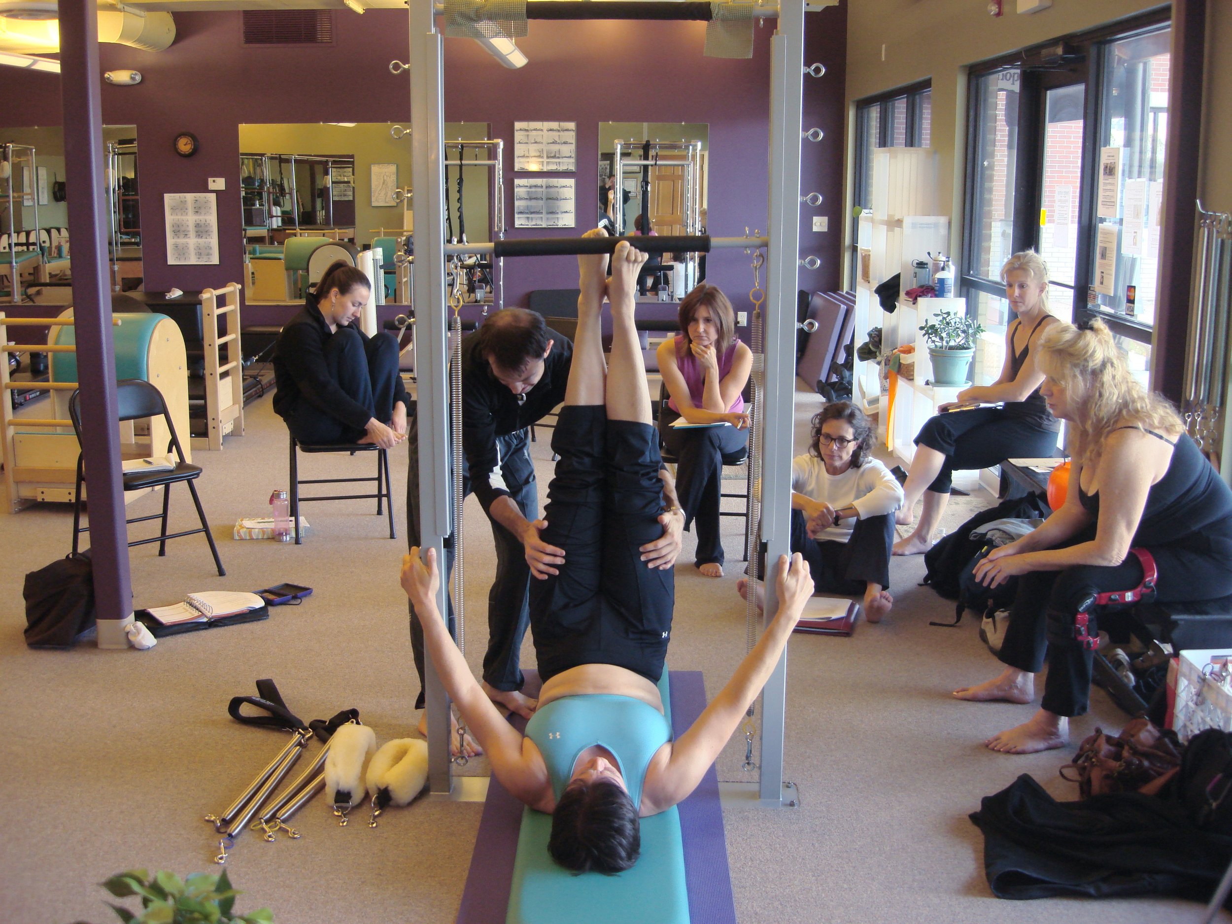 Raoul teaching during Guillotine Tower workshop