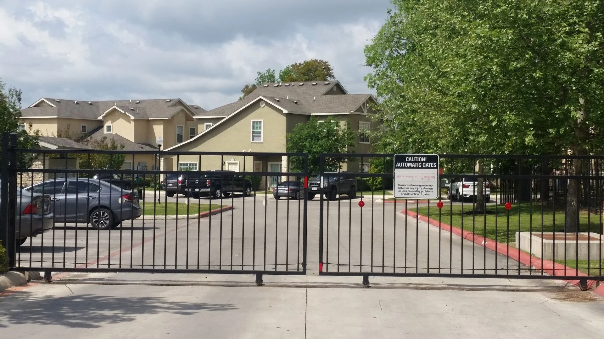 The-Village-at-Stone-Creek-Boerne-TX-Great-West-Development-gate.jpg