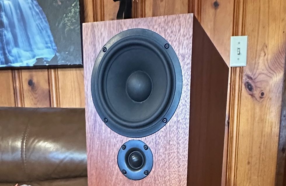 Daniel S - NBDesigns Tower 6 - 01C.jpg