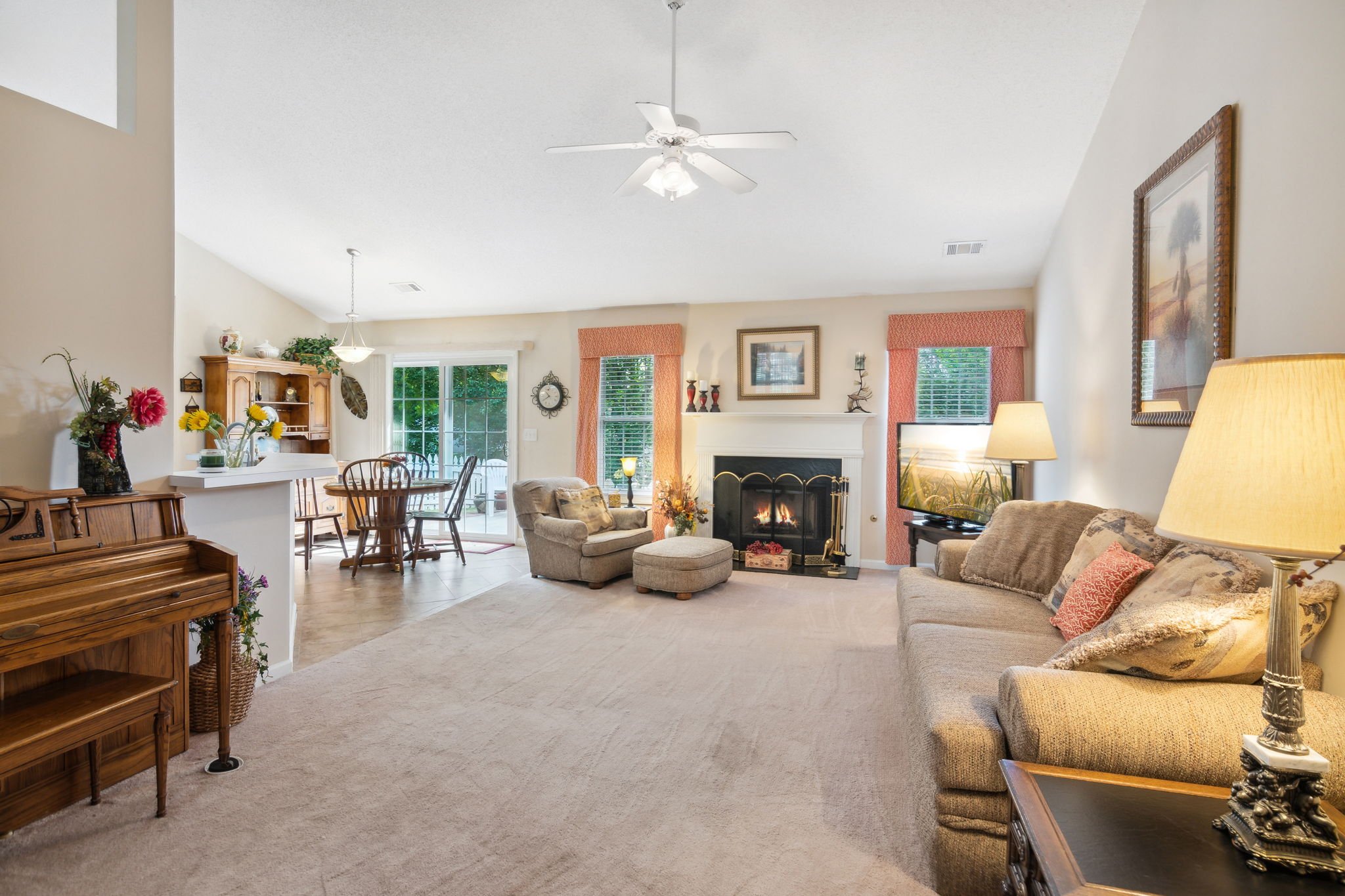 6-web-or-mls-1131_Riverside_Run_Ln_NE_Sugar_Hill_GA-26.jpg