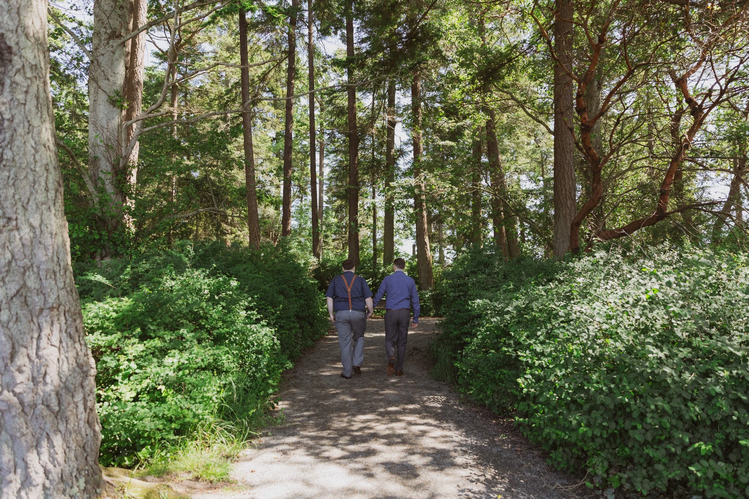 victoria-bc-elopement-photographer-couple-trail-walk.jpg