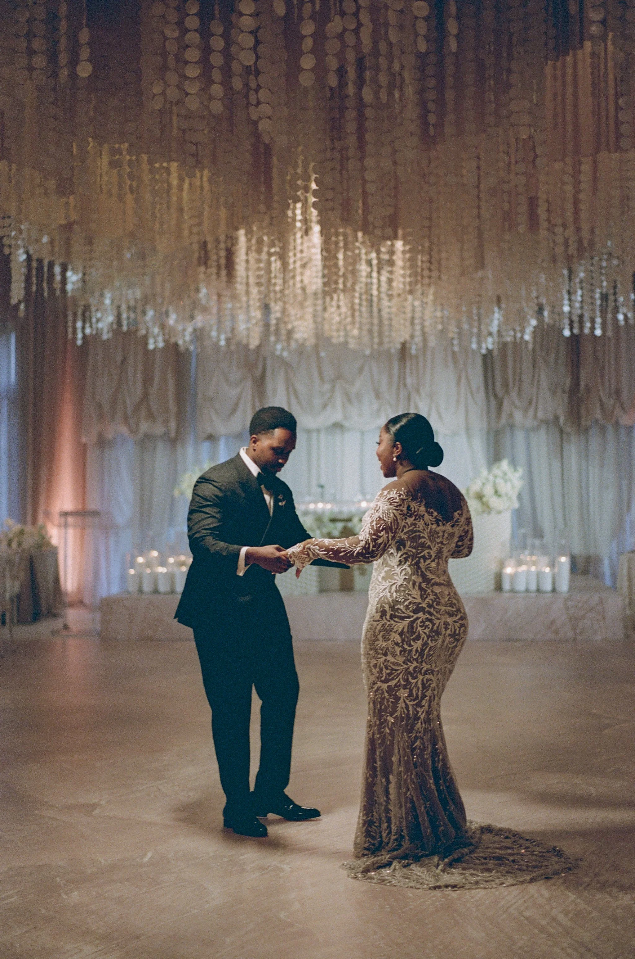 glodyAnnita_whiteWedding_232.jpg