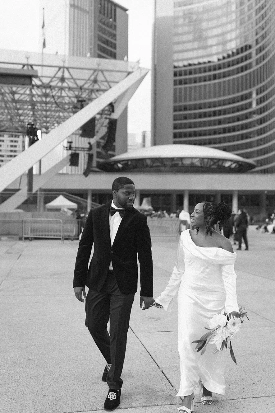 gabiDavid_civilWedding_109_bw.jpg