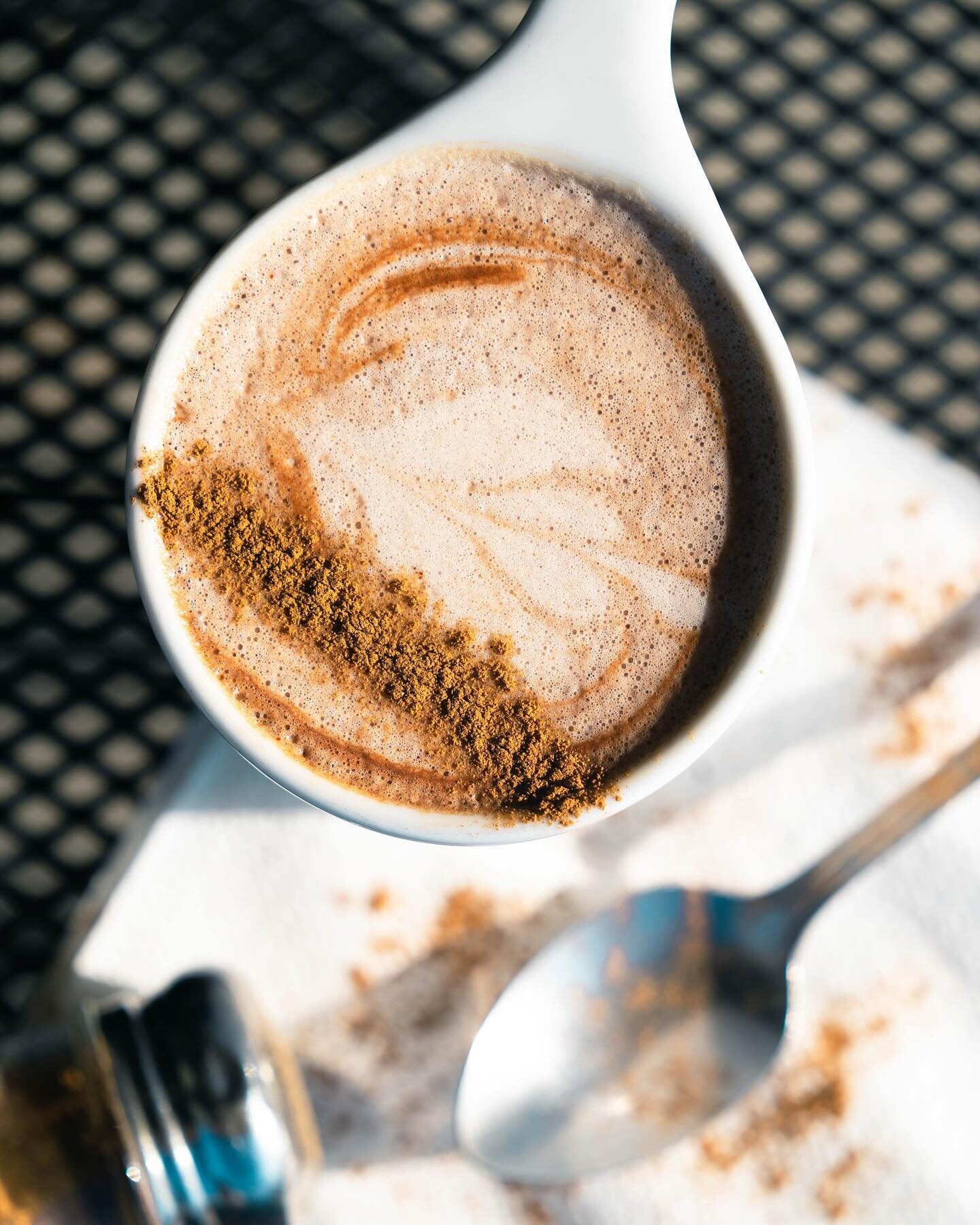 Can I have all the coffee today? 😅 It&rsquo;s a new week! Starting off this Monday wishing I was at @phoenixcoffeeco. Here are a few of our favorite coffee shots we took for Phoenix Coffee during our time shooting social media content for them! Whic