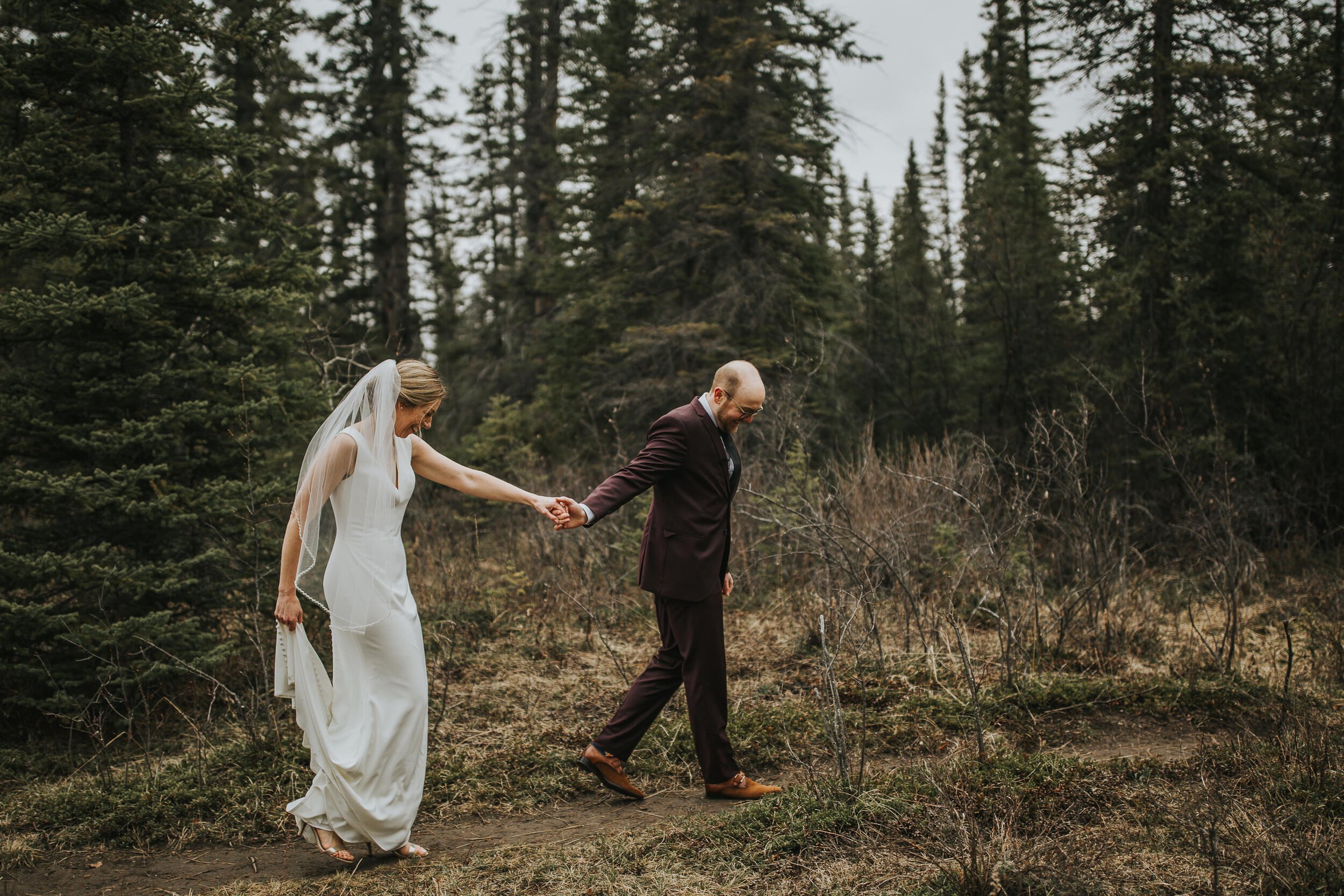 Woodsy-Calgary-Micro-Wedding