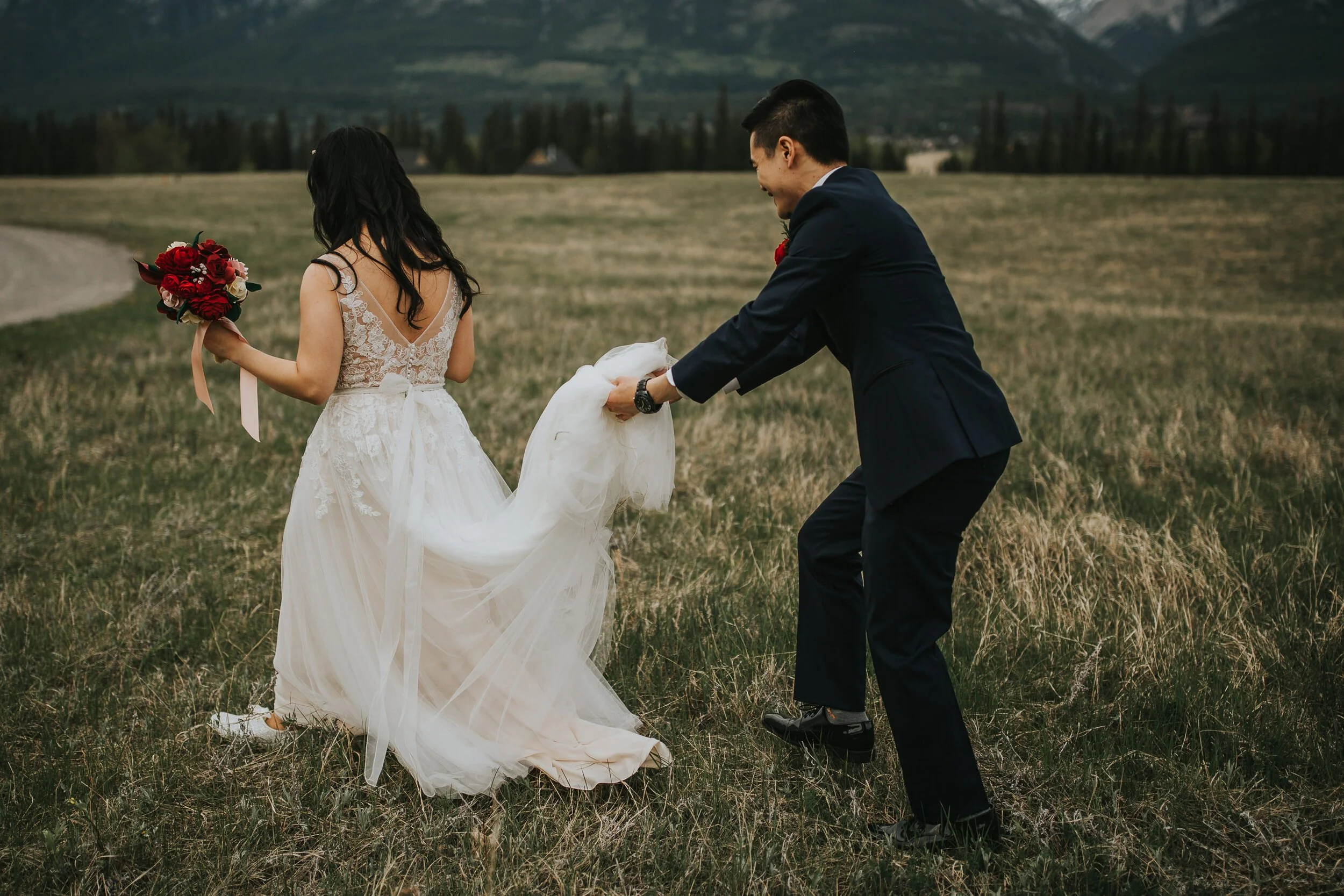 Canmore-Alberta-Intimate-Elopement