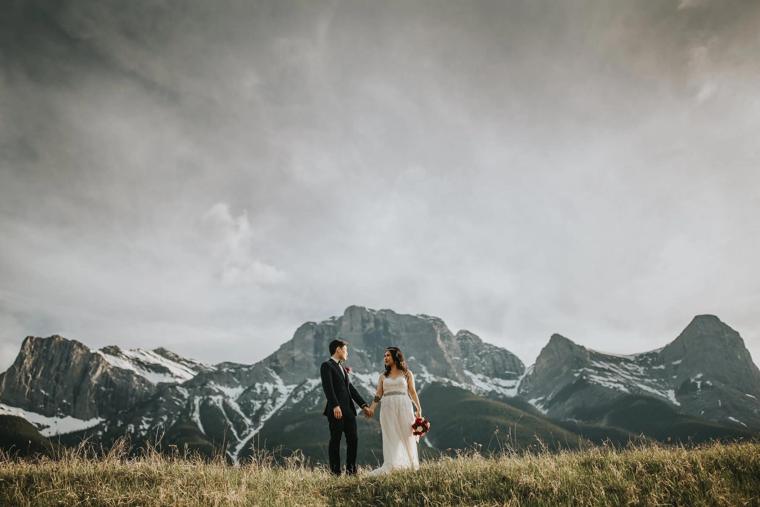 Alberta-intimate-Mountain-Elopement