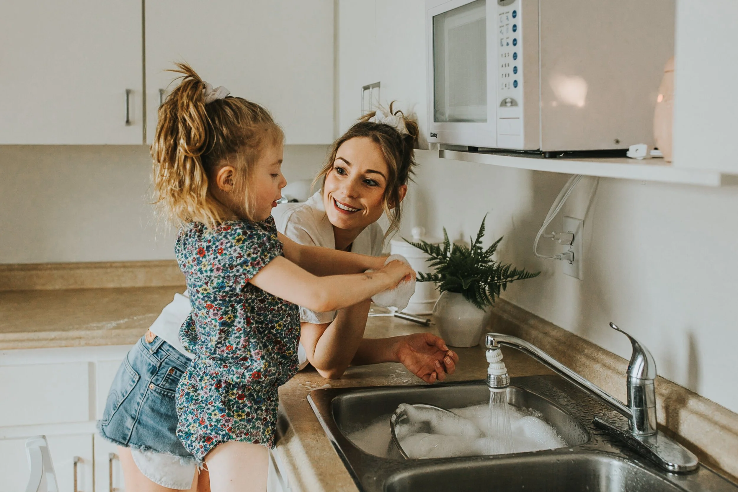 Kamloops-Mother-Daughter-Lifestyle-Photo-Session