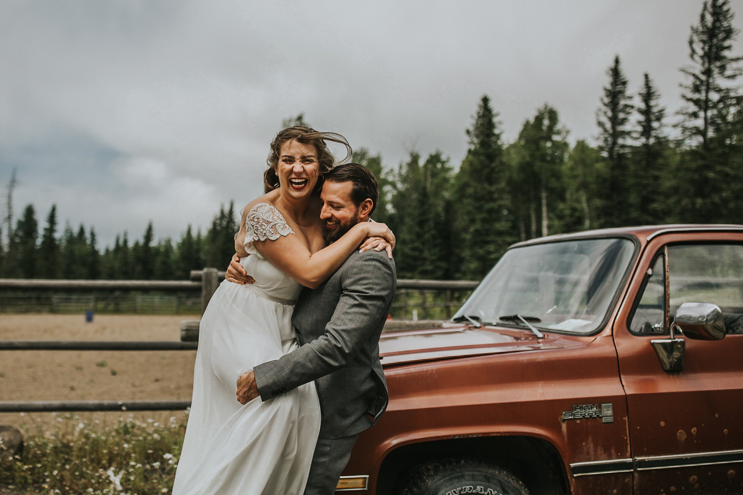 Bragg-Creek-The-Boutique-Estate-Wedding