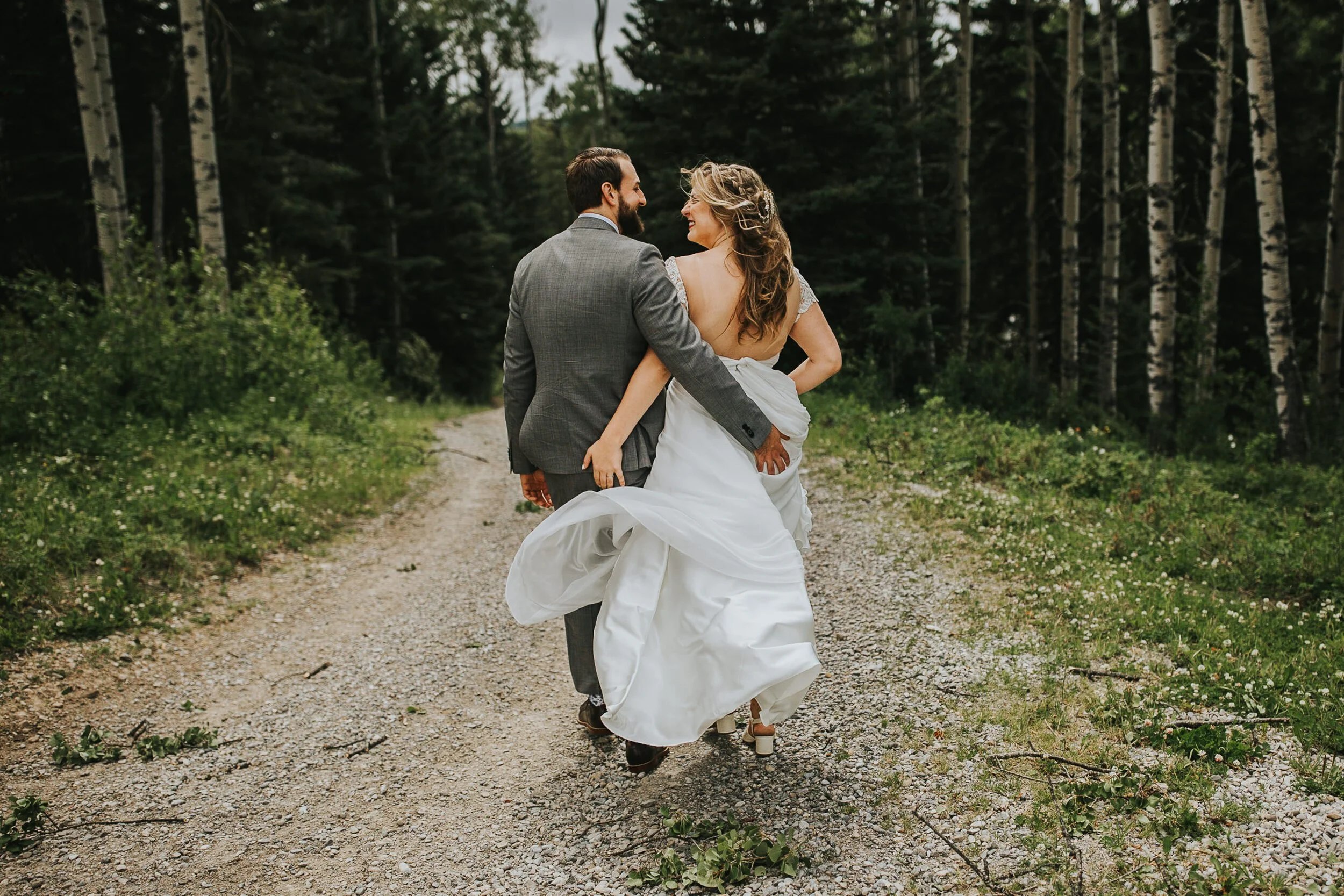 Bragg-Creek-The-Boutique-Estate-Wedding