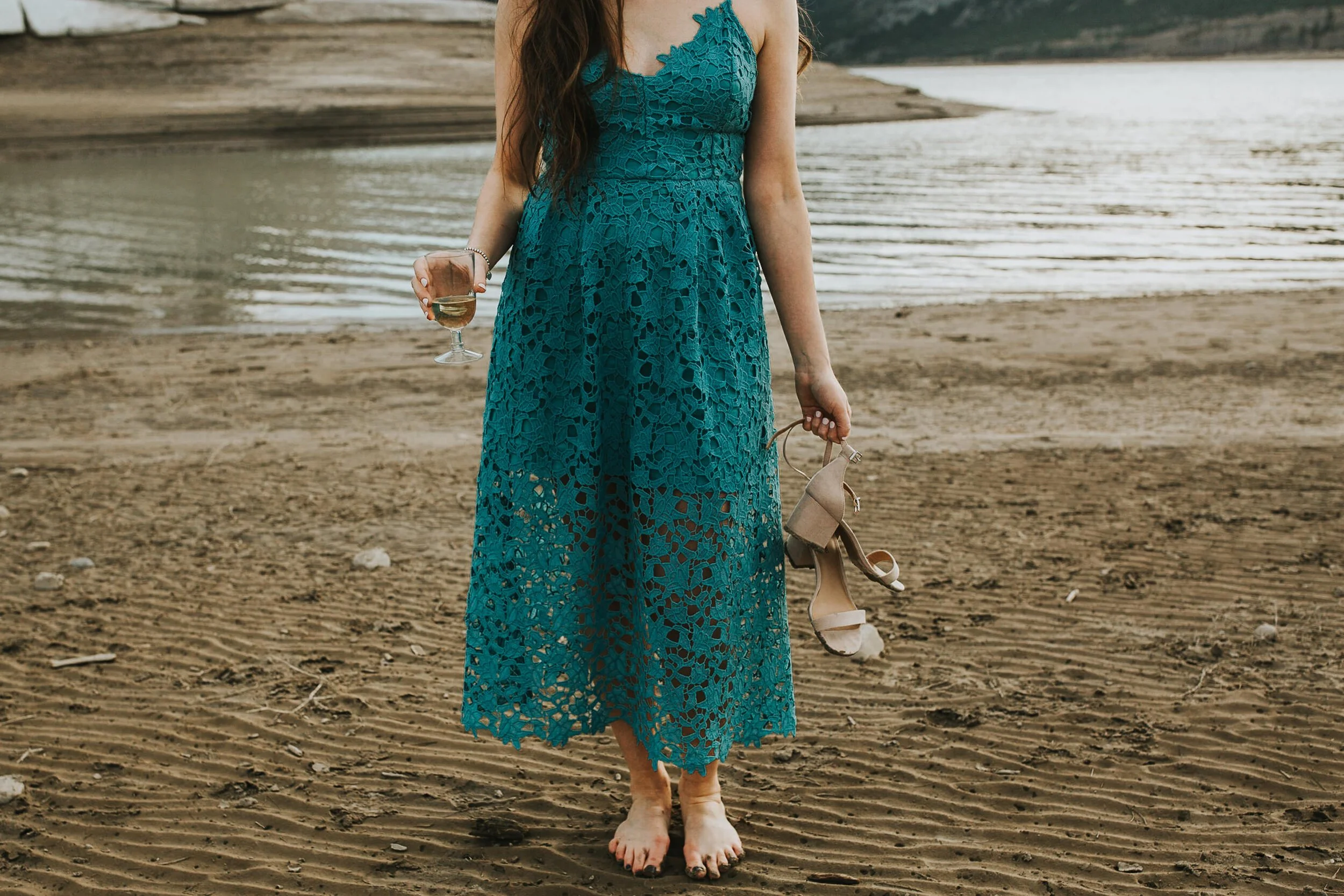 Barrier-Lake-Kananaskis-Picnic-Engagement-Sesison