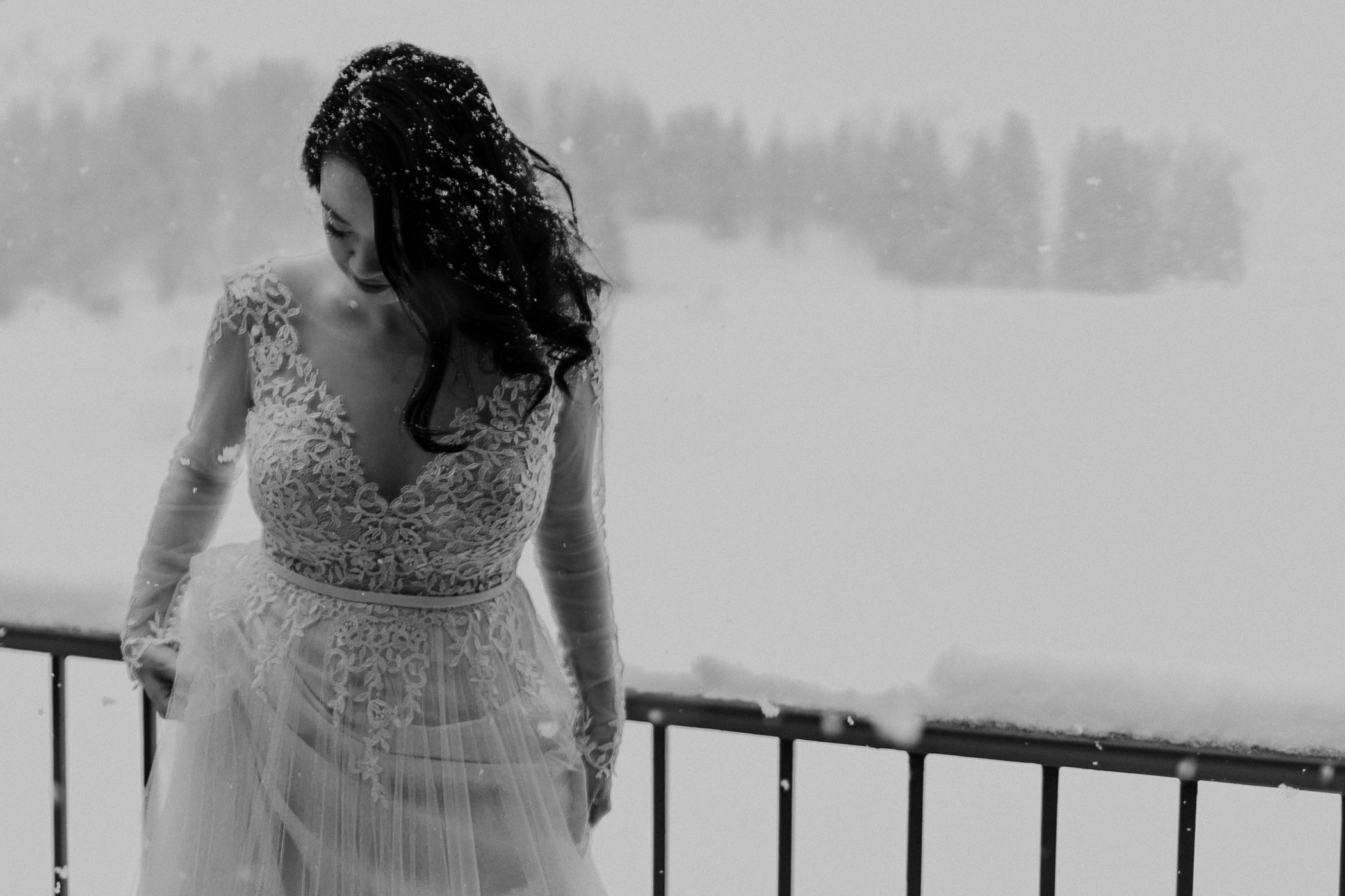 Calgary-Wedding-Photographer-The-Lake-House-56.jpg