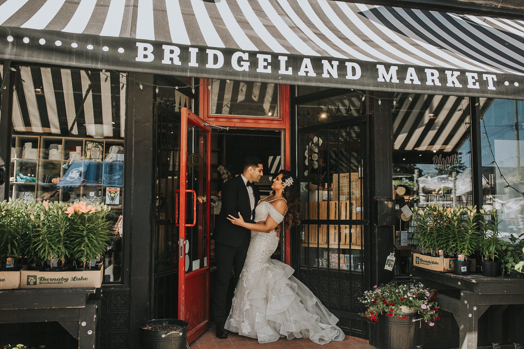 Calgary Wedding Photographer