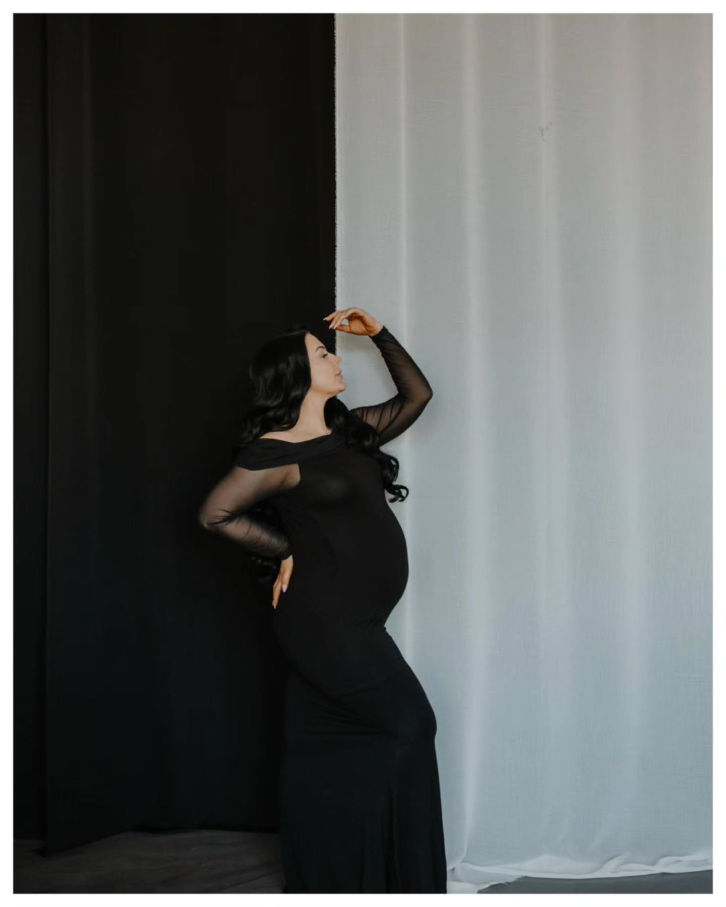 When your shoot makes it off the Pinterest board 🖤🤍
____________________