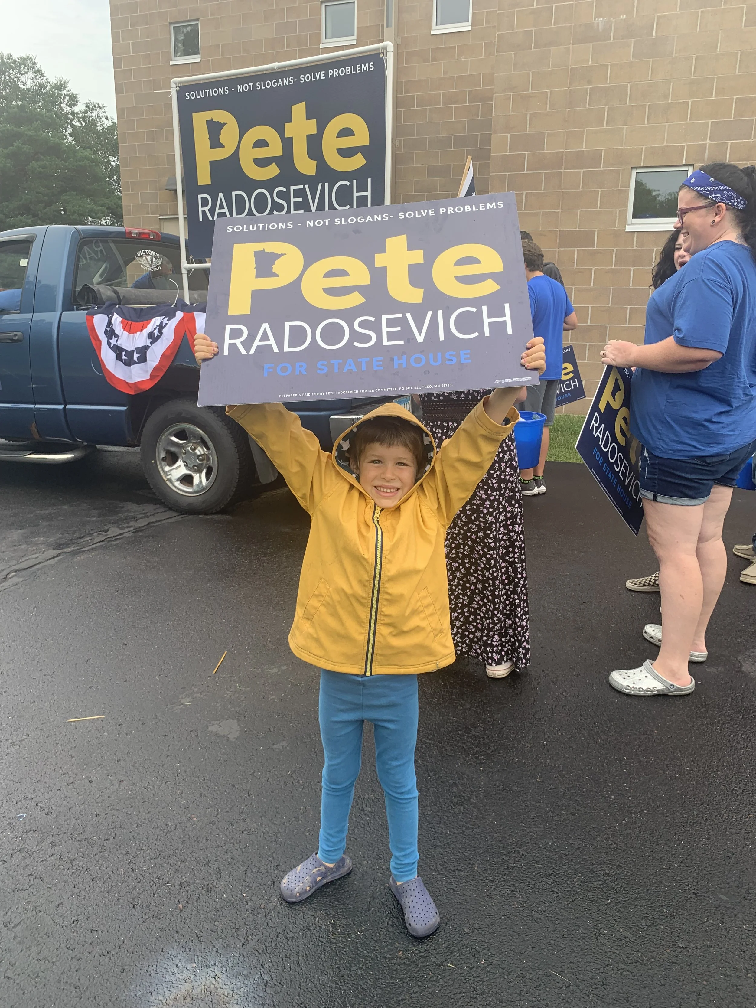 Esko parade start.Ellis.jpg