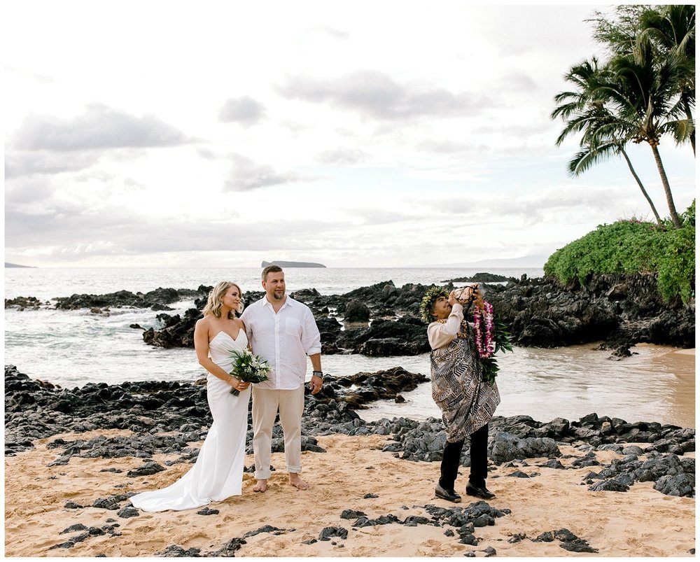 Chic Makena Cove Elopement_0001.jpg