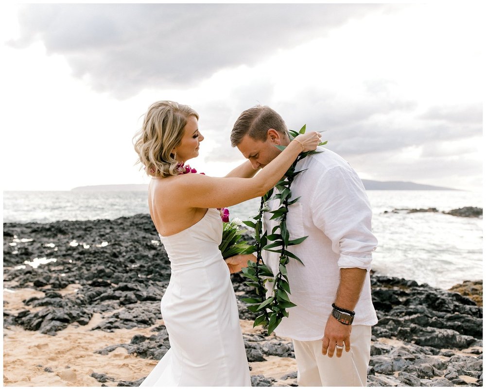 Chic Makena Cove Elopement_0009.jpg