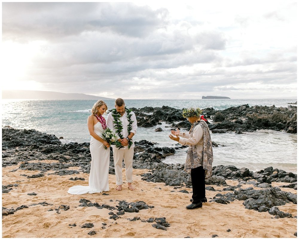 Chic Makena Cove Elopement_0018.jpg