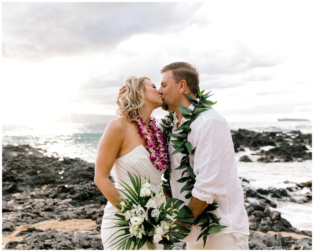 Chic Makena Cove Elopement_0023.jpg