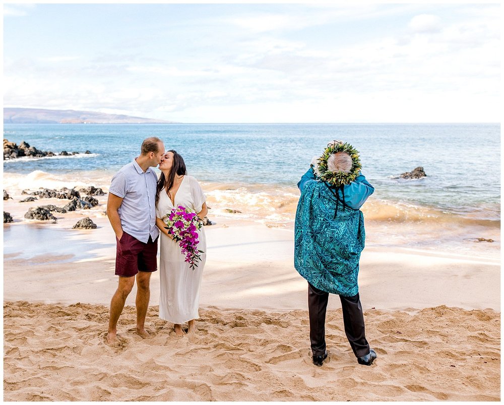 Maui Sunrise Elopement_0005.jpg