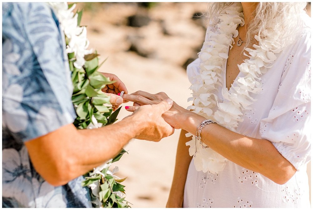 Joyous Palauea Beach Elopement_0012.jpg