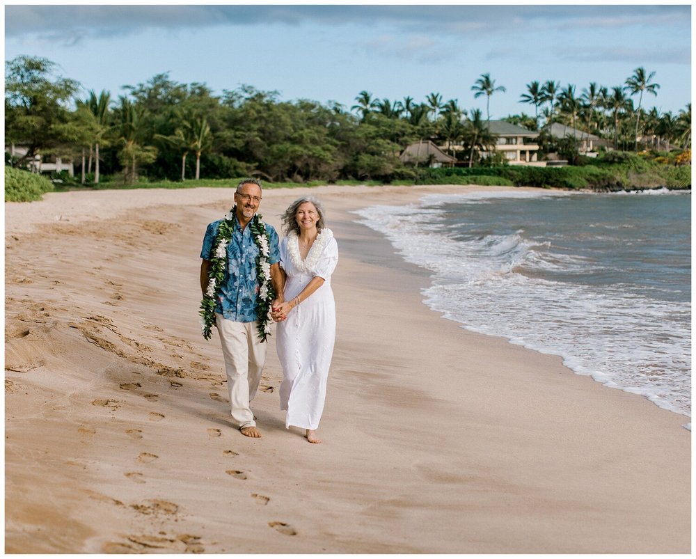 Joyous Palauea Beach Elopement_0077.jpg