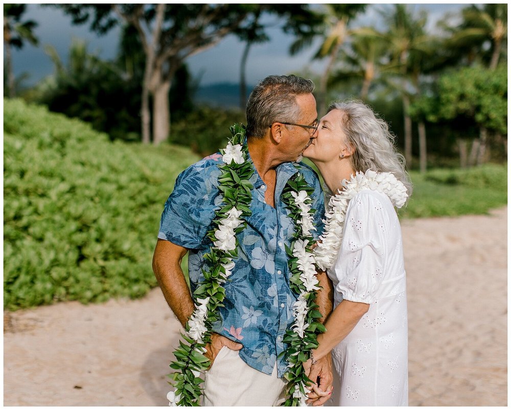 Joyous Palauea Beach Elopement_0082.jpg