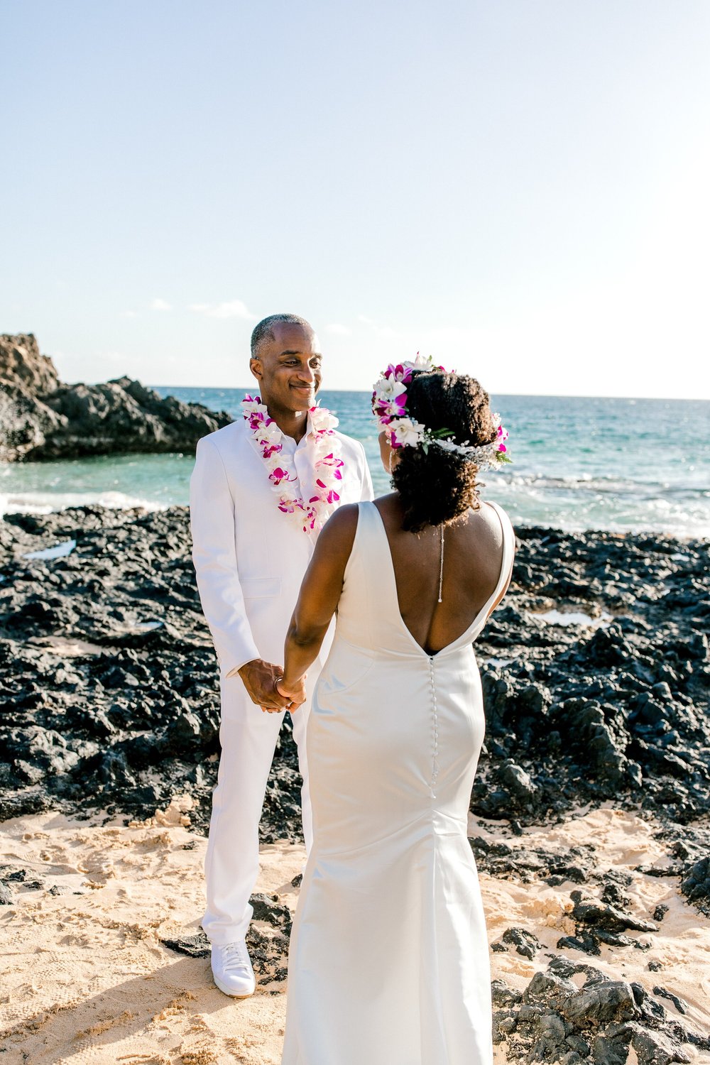 Makena-Cove-Maui-New-Years-Elopement_0015.jpg