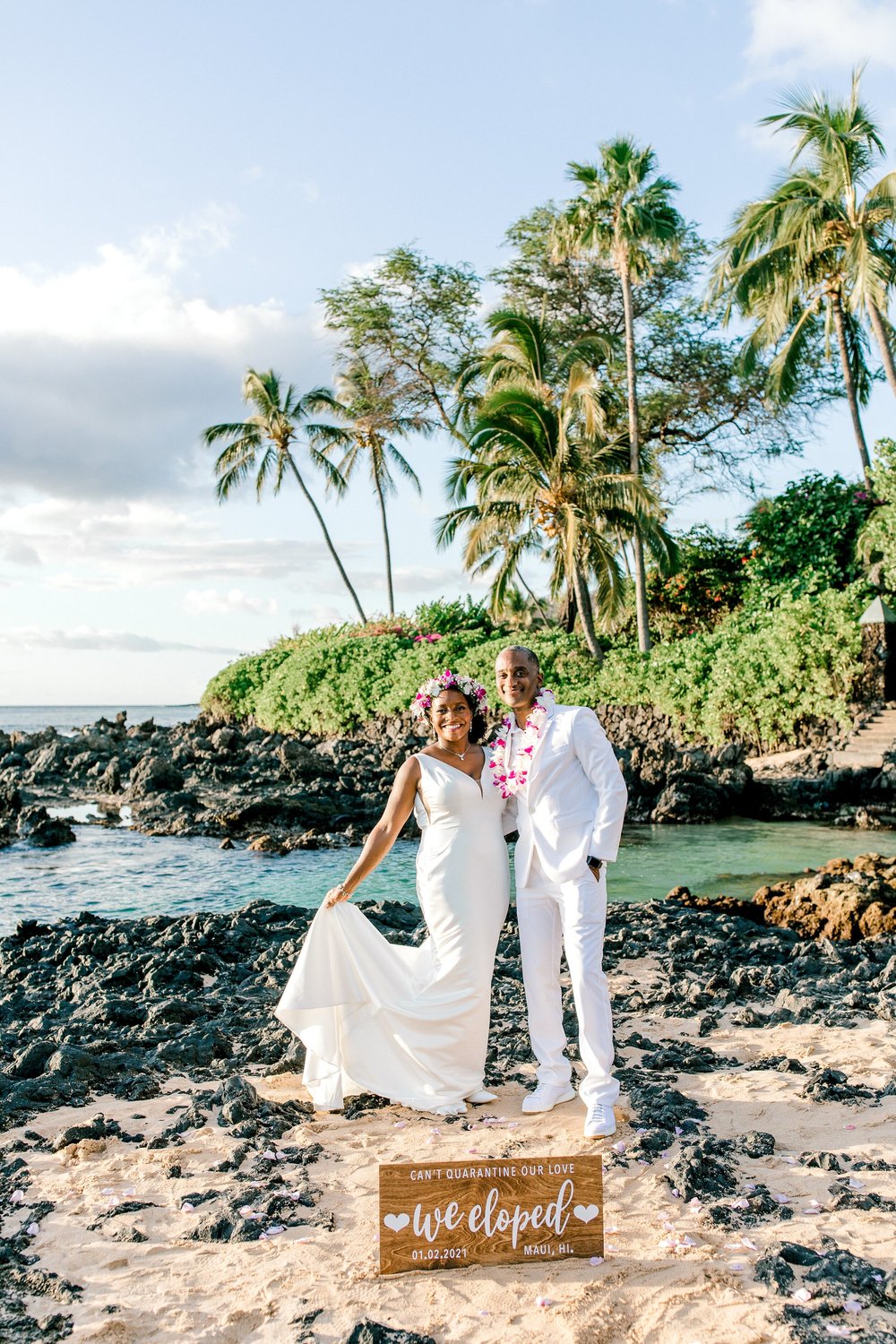 Makena-Cove-Maui-New-Years-Elopement_0041.jpg