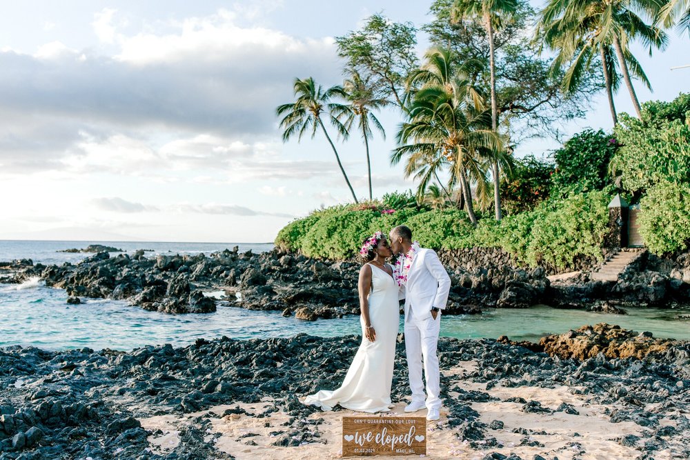 Makena-Cove-Maui-New-Years-Elopement_0043.jpg