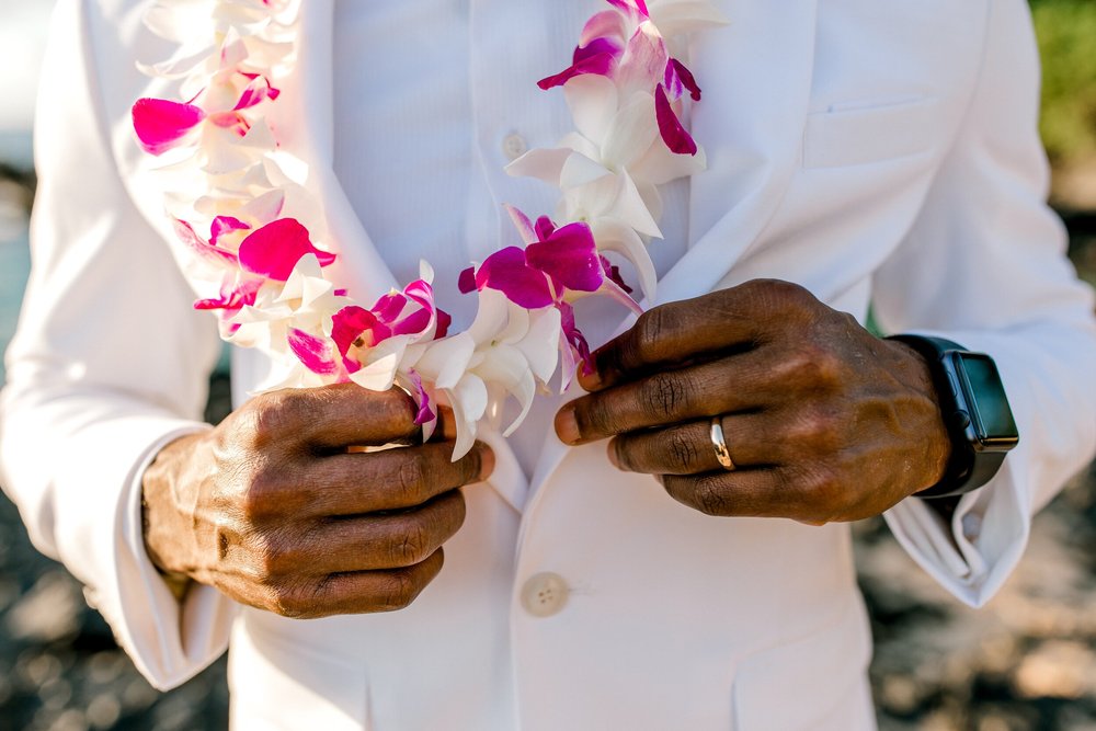 Makena-Cove-Maui-New-Years-Elopement_0057.jpg